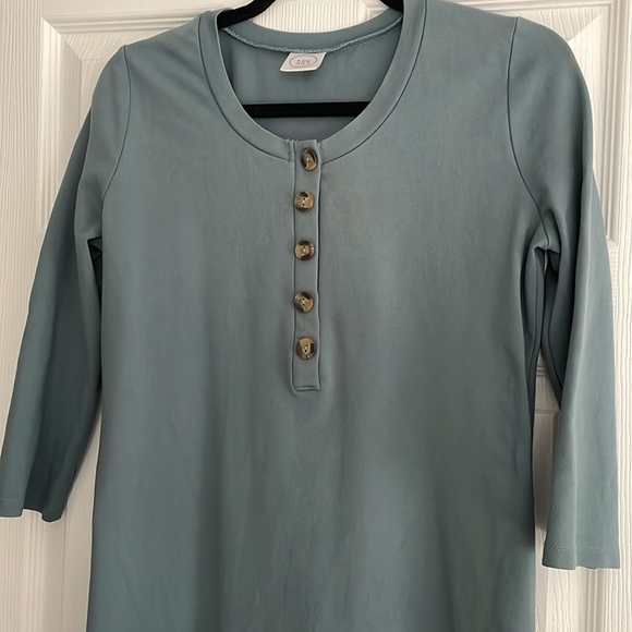 Lou Lou & Company Every Day Maternity and Nursing Dress - Picture 6 of 12